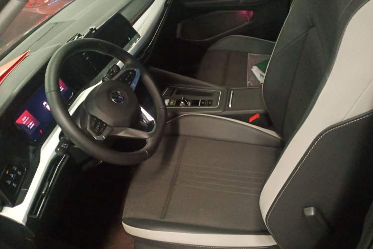 Used Volkswagen Golf 2021 280TSI DSG Pro Left Front Seat