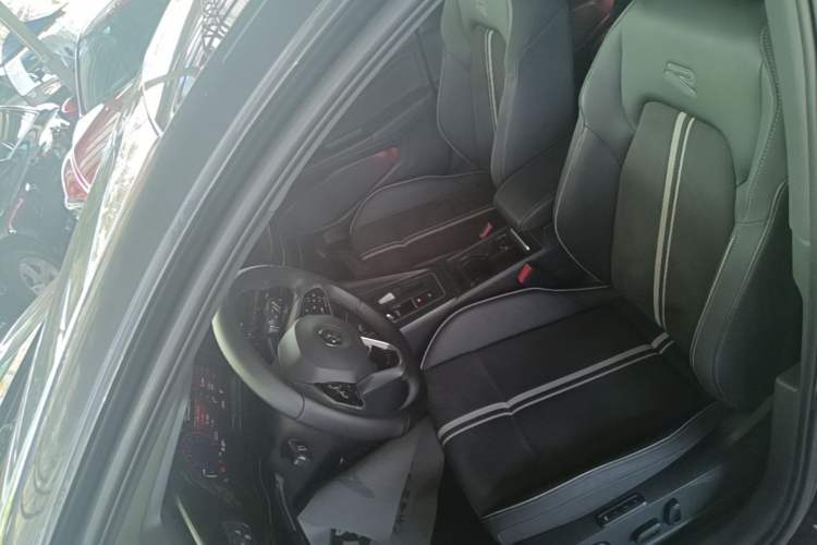Used Volkswagen Golf 2021 280TSI DSG R-Line Left Front Seat