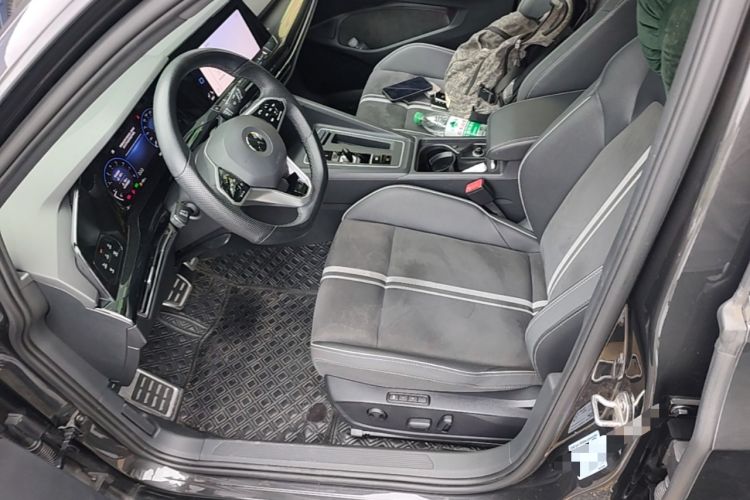 Used Volkswagen Golf 2021 280TSI DSG R-Line Left Front Seat