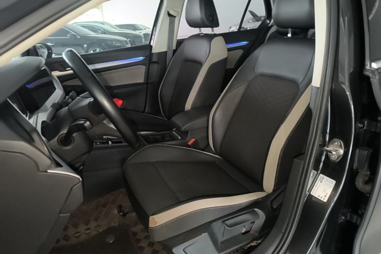 Used Volkswagen Golf 2021 280TSI DSG 30th Anniversary Edition Left Front Seat