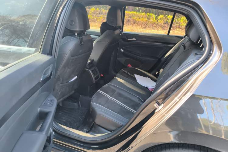 Used Volkswagen Golf 2021 280TSI DSG R-Line Left Rear Seat