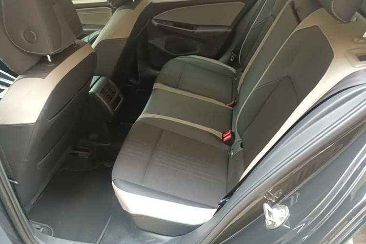 Used Volkswagen Golf 2021 280TSI DSG Pro Left Rear Seat