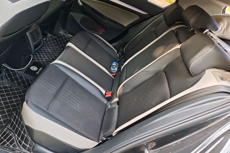 Used Volkswagen Golf 2021 280TSI DSG Pro Left Rear Seat