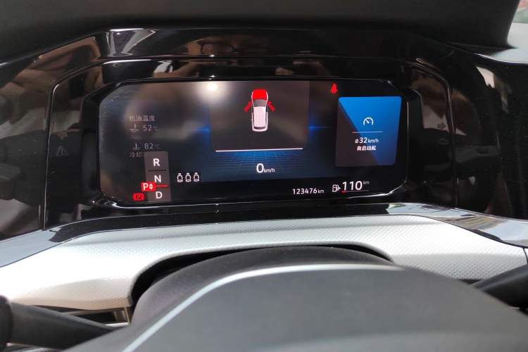Used Volkswagen Golf 2021 280TSI DSG Pro Odometer Close Up