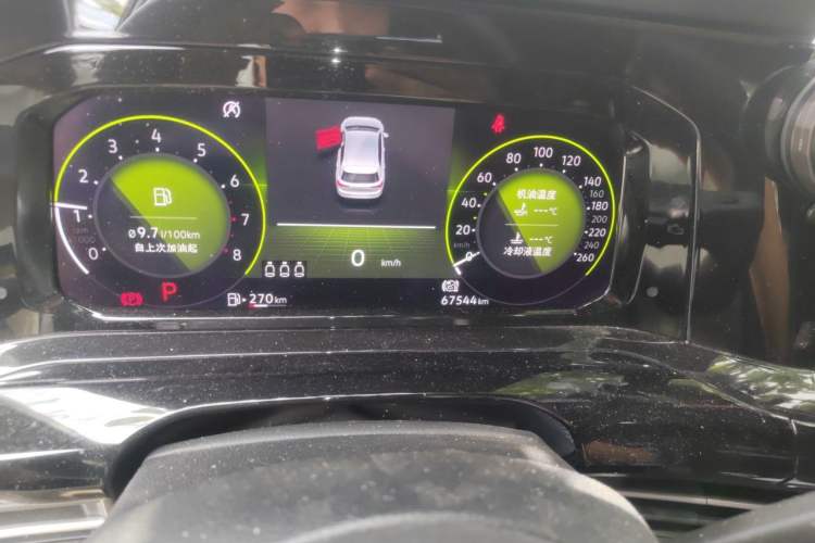 Used Volkswagen Golf 2021 280TSI DSG R-Line Odometer Close Up