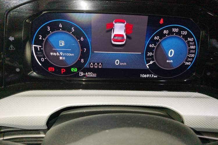 Used Volkswagen Golf 2021 280TSI DSG Pro Odometer Close Up