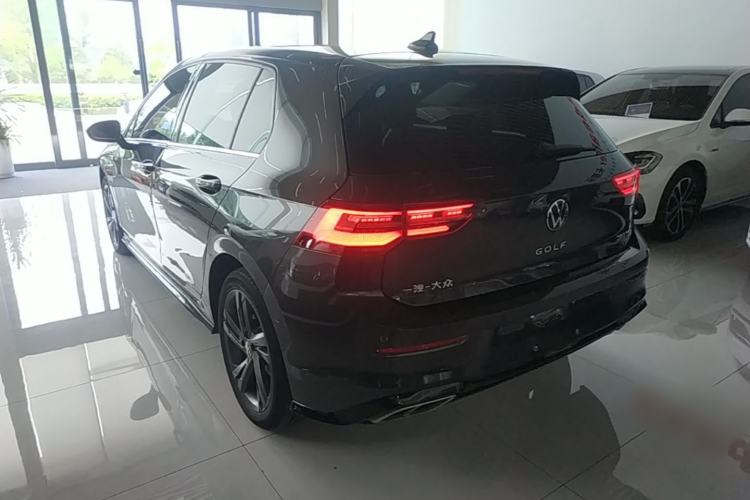 Used Volkswagen Golf 2021 280TSI DSG R-Line Rear Left 45 Deg