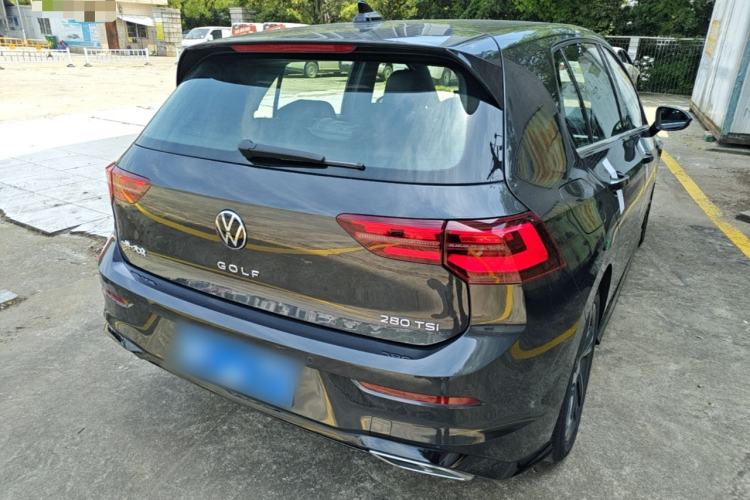 Used Volkswagen Golf 2021 280TSI DSG R-Line Rear Right 45 Deg