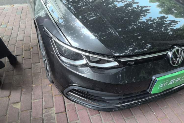 Used Volkswagen Golf 2021 280TSI DSG Pro Right Front Headlight