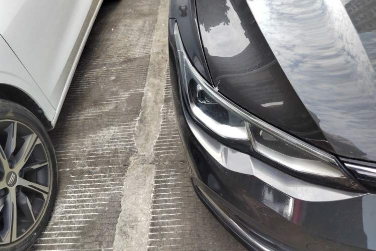 Used Volkswagen Golf 2021 280TSI DSG Pro Right Front Headlight
