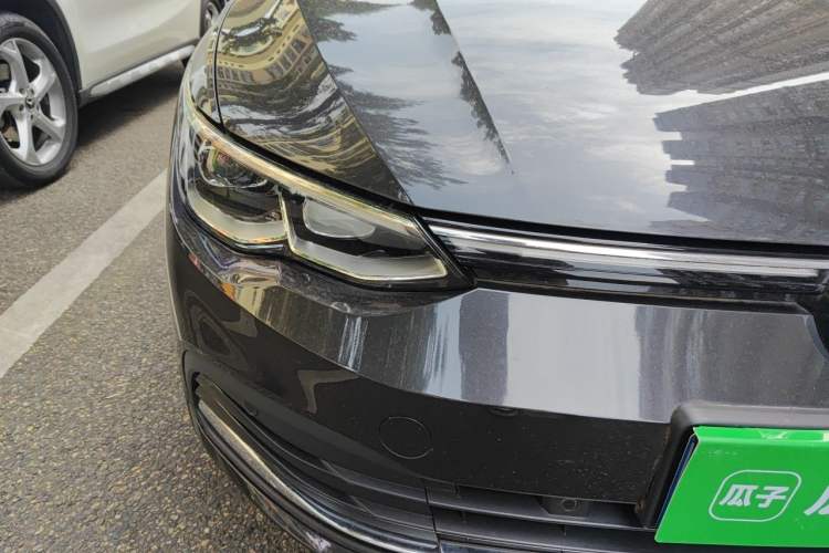 Used Volkswagen Golf 2021 280TSI DSG Pro Right Front Headlight