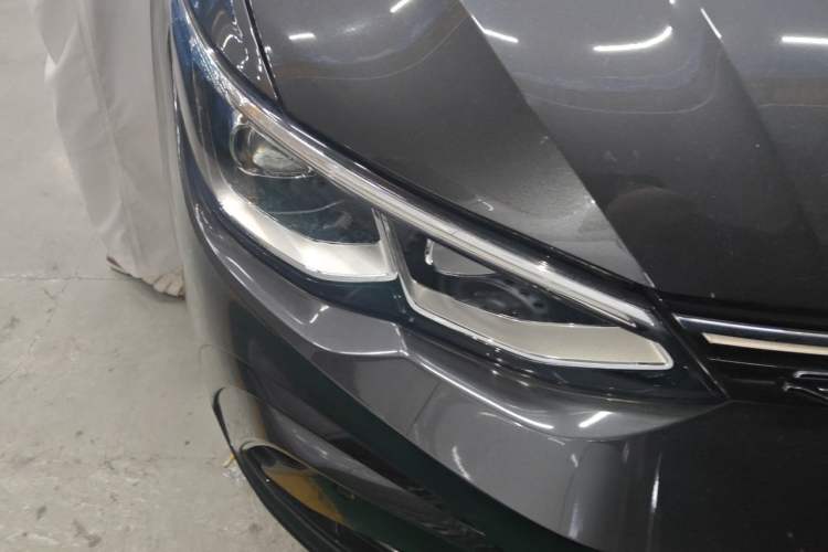 Used Volkswagen Golf 2021 280TSI DSG R-Line Right Front Headlight