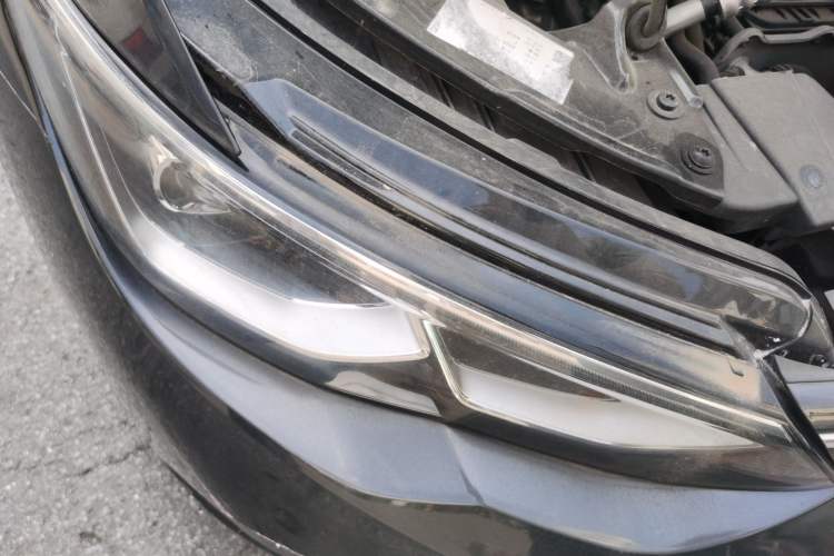 Used Volkswagen Golf 2021 280TSI DSG Pro Right Front Headlight
