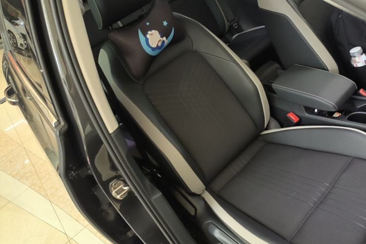 Used Volkswagen Golf 2021 280TSI DSG Pro Right Front Seat