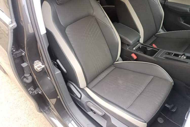 Used Volkswagen Golf 2021 280TSI DSG Pro Right Front Seat