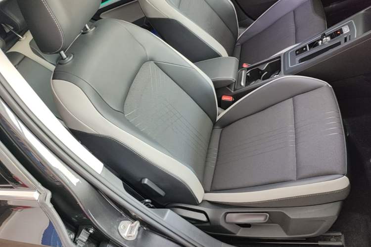 Used Volkswagen Golf 2021 200TSI DSG Pro Right Front Seat