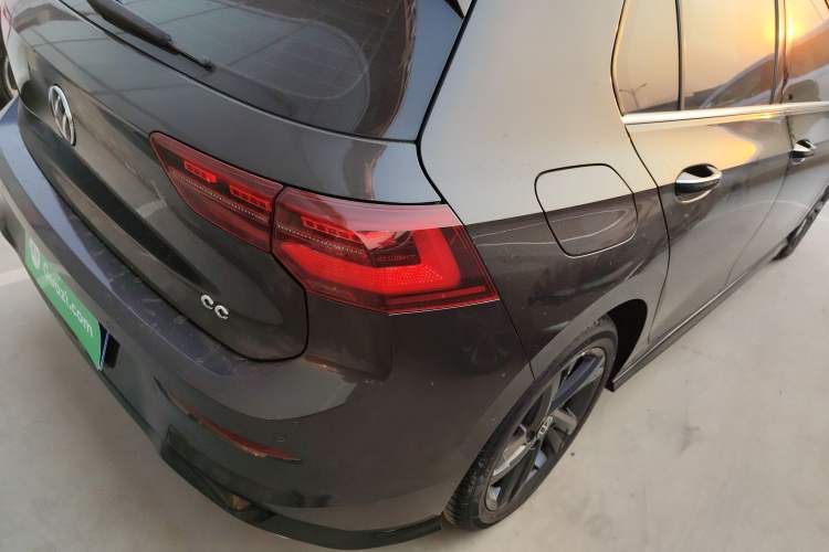 Used Volkswagen Golf 2021 280TSI DSG R-Line Right Rear Taillight