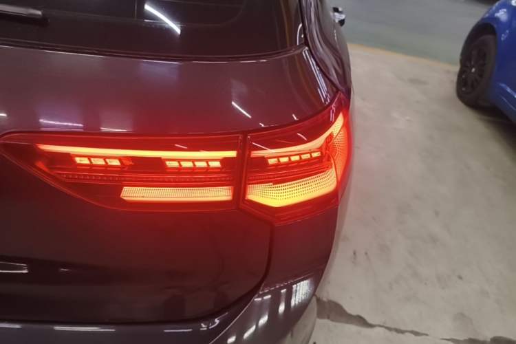 Used Volkswagen Golf 2021 280TSI DSG R-Line Right Rear Taillight