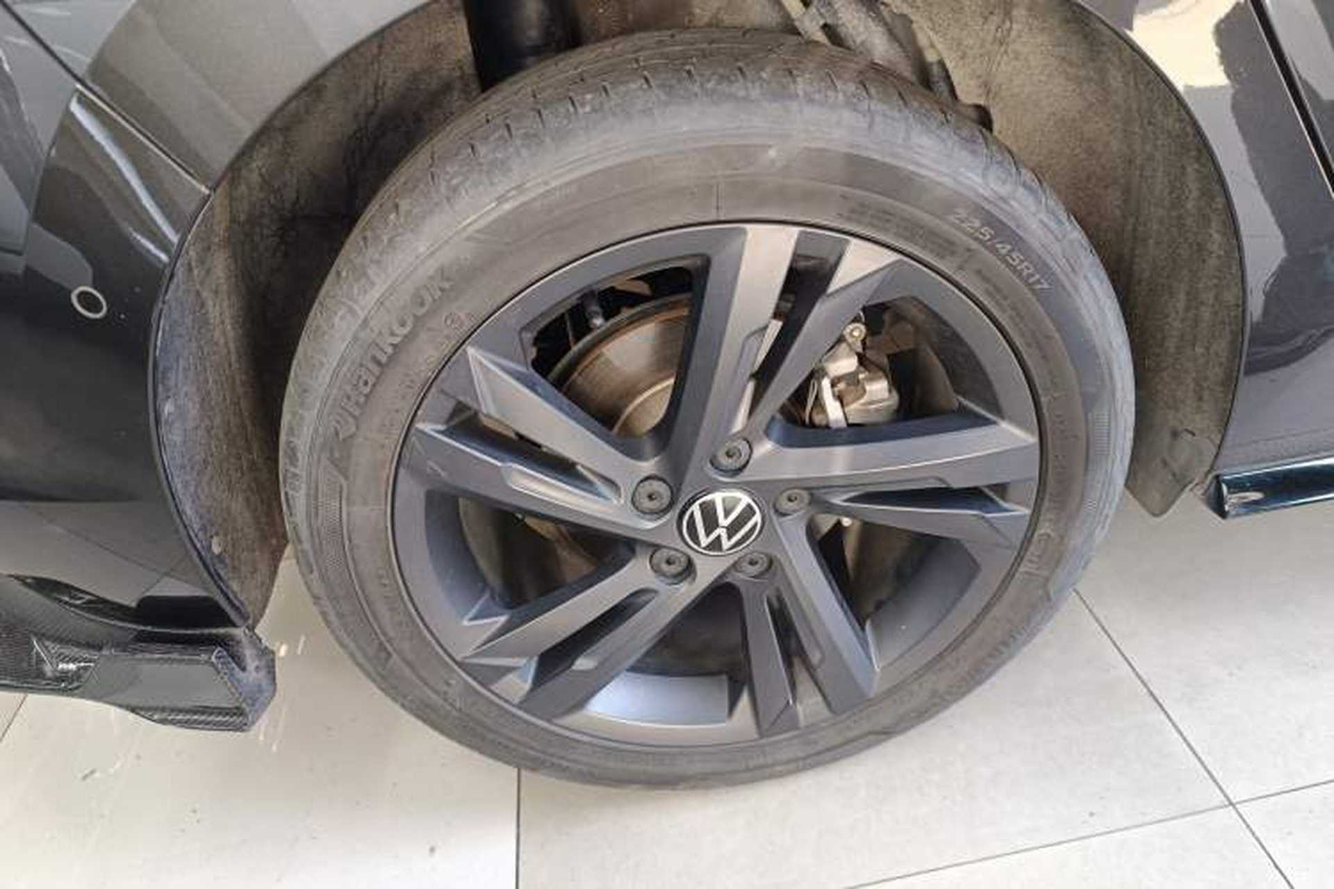 Used Volkswagen Golf 2021 280TSI DSG R-Line Right Rear Wheel Hub