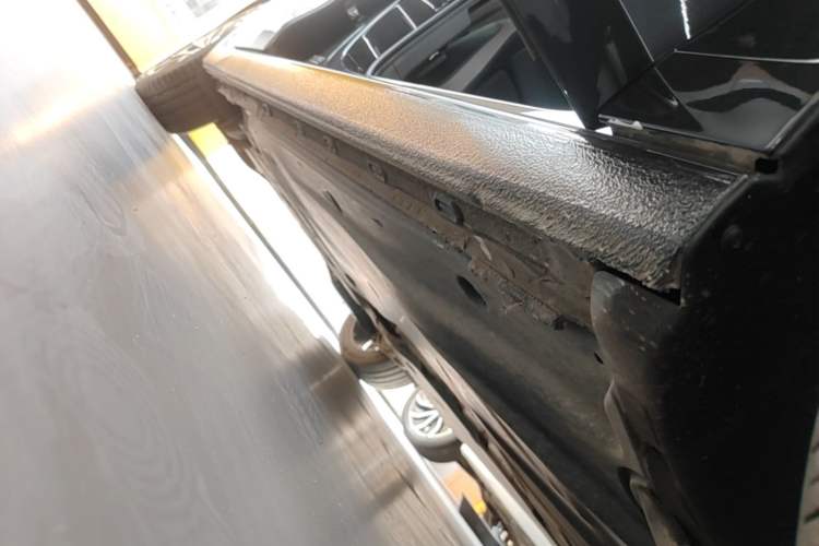 Used Volkswagen Golf 2021 280TSI DSG Pro First Edition Right Side Sill