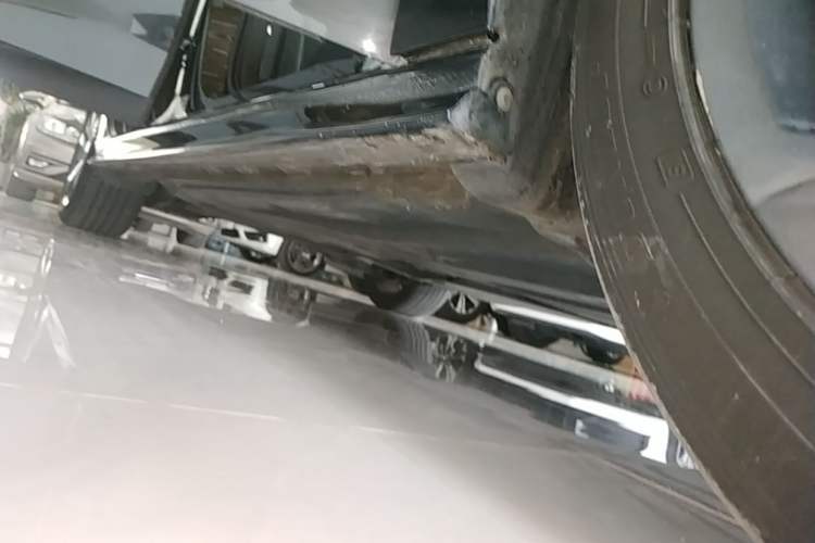Used Volkswagen Golf 2021 280TSI DSG R-Line Right Side Sill