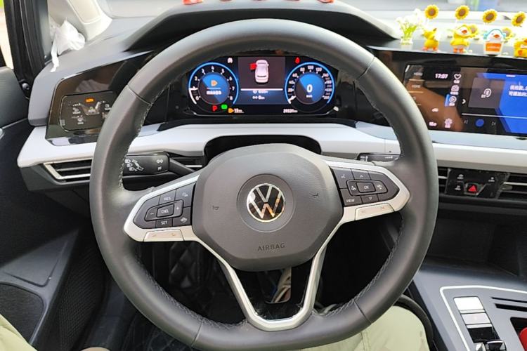Used Volkswagen Golf 2021 280TSI DSG Pro Steering Wheel
