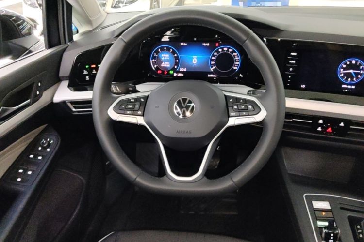 Used Volkswagen Golf 2021 280TSI DSG 30th Anniversary Edition Steering Wheel