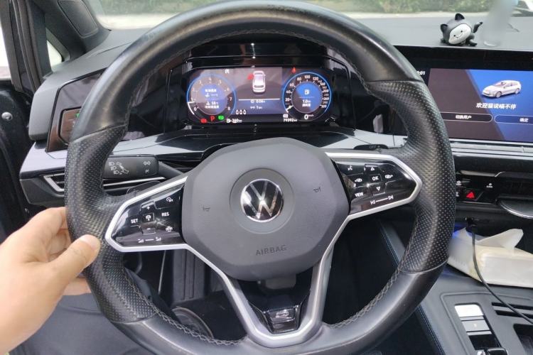 Used Volkswagen Golf 2021 280TSI DSG R-Line Steering Wheel