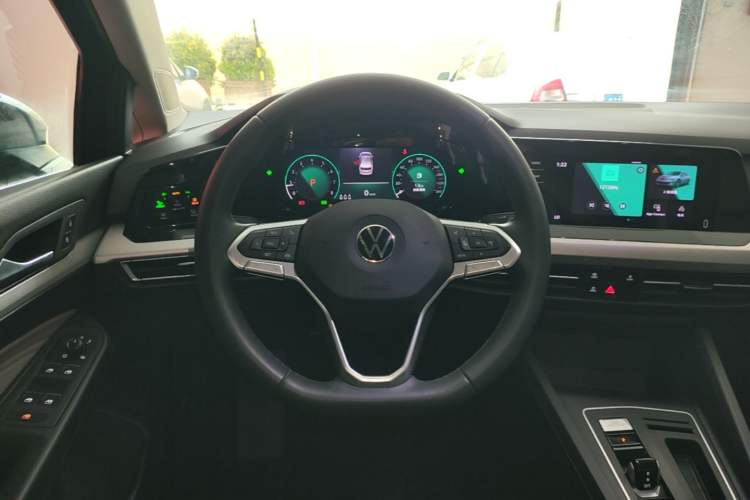 Used Volkswagen Golf 2021 200TSI DSG Pro Steering Wheel