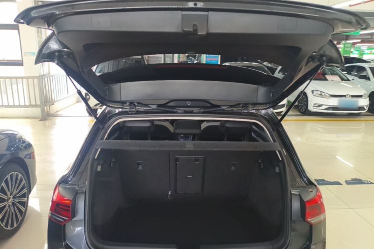 Used Volkswagen Golf 2021 280TSI DSG Pro Trunk
