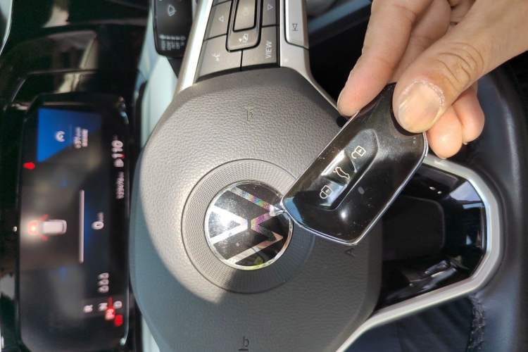 Used Volkswagen Golf 2021 280TSI DSG Pro Vehicle Key