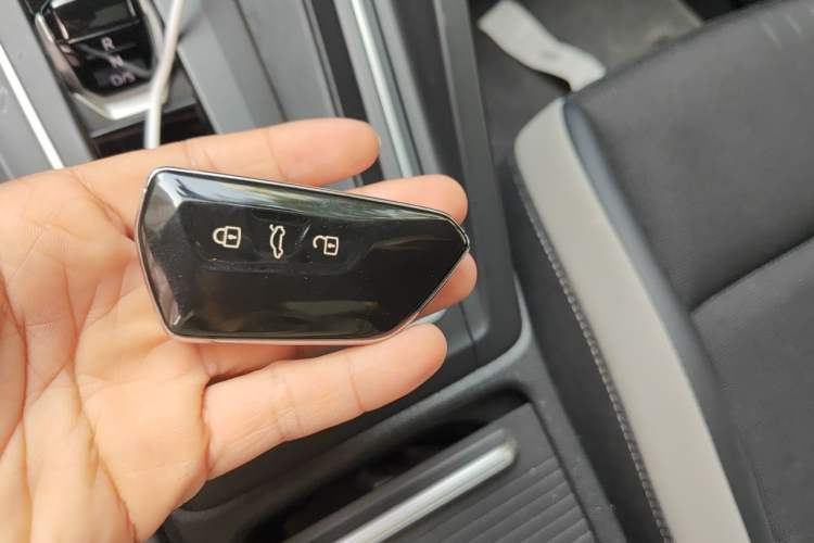 Used Volkswagen Golf 2021 280TSI DSG Pro Vehicle Key