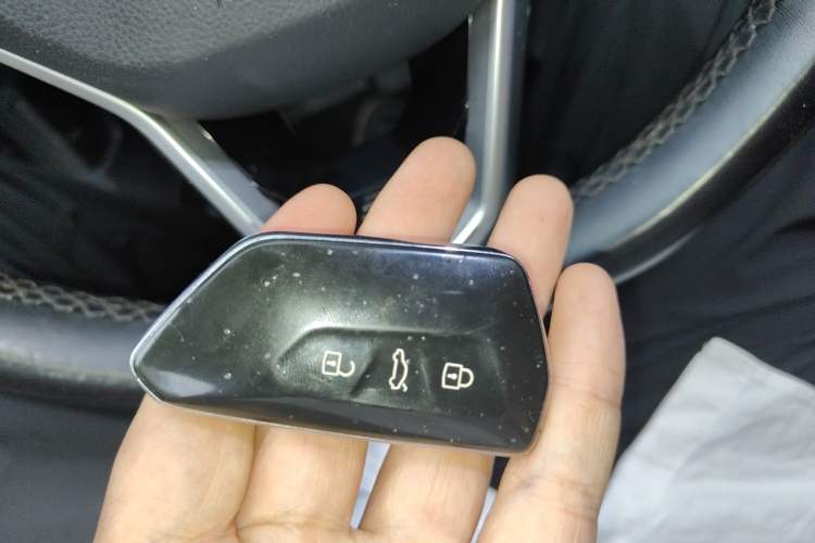 Used Volkswagen Golf 2021 280TSI DSG R-Line Vehicle Key