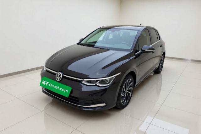 Ojetý Volkswagen Golf 2021 280TSI DSG Pro