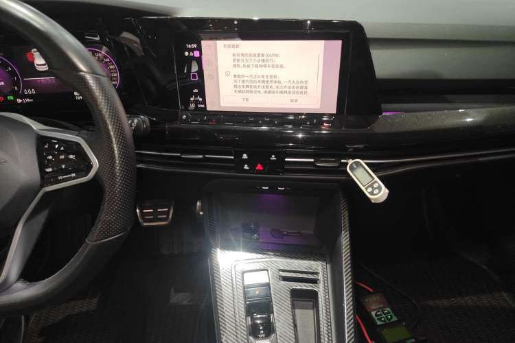 Used Volkswagen Golf 2021 280TSI DSG R-Line Audio And AC Panel