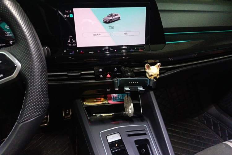 Used Volkswagen Golf 2021 280TSI DSG R-Line Audio And AC Panel