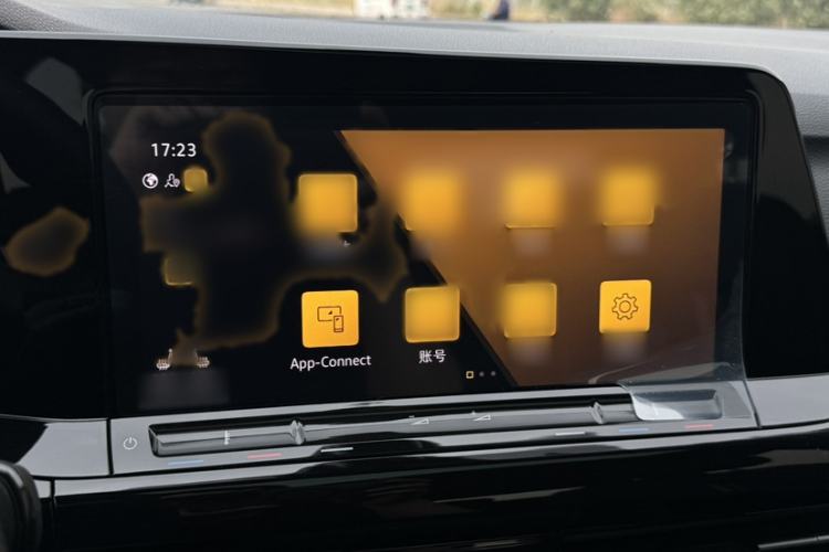 Used Volkswagen Golf 2021 280TSI DSG R-Line Audio And AC Panel