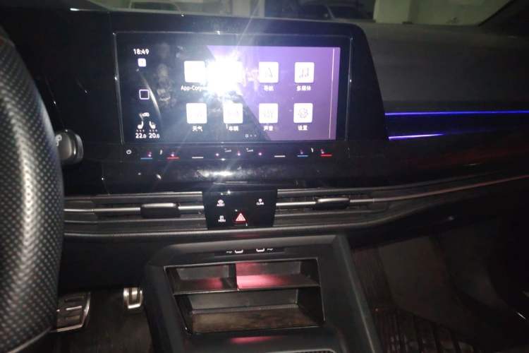 Used Volkswagen Golf 2021 280TSI DSG R-Line Audio And AC Panel