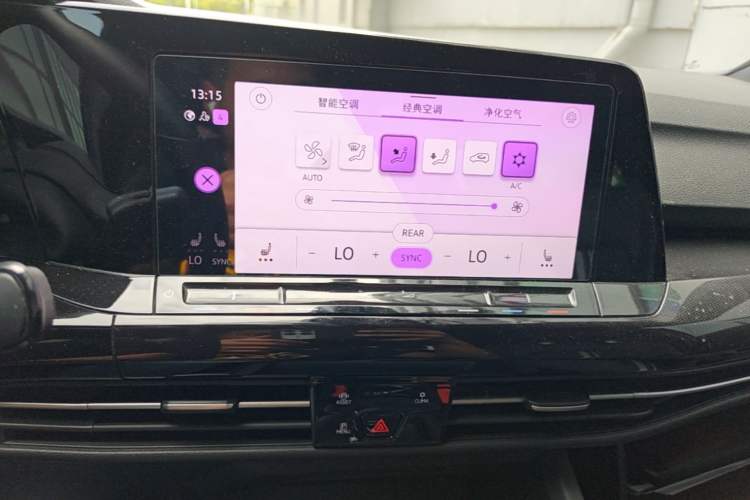 Used Volkswagen Golf 2021 280TSI DSG R-Line Audio And AC Panel