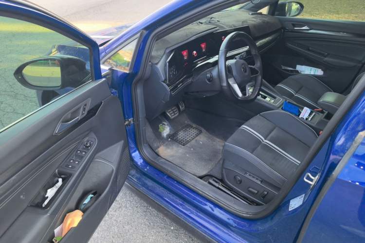 Used Volkswagen Golf 2021 280TSI DSG R-Line Driver Seat
