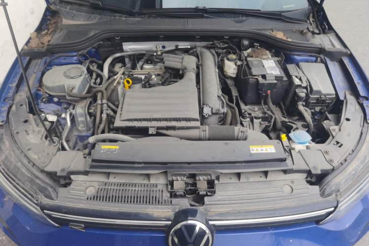 Used Volkswagen Golf 2021 280TSI DSG R-Line Engine Bay