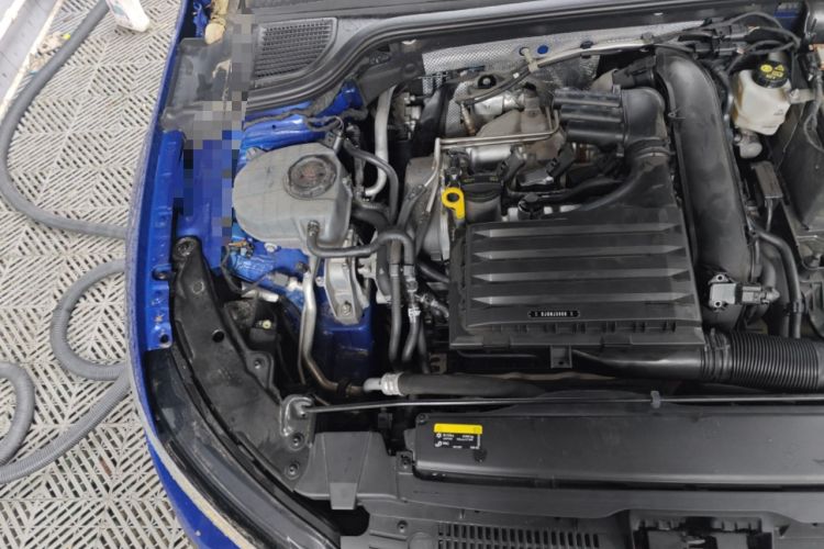 Used Volkswagen Golf 2021 280TSI DSG R-Line Engine Bay Right