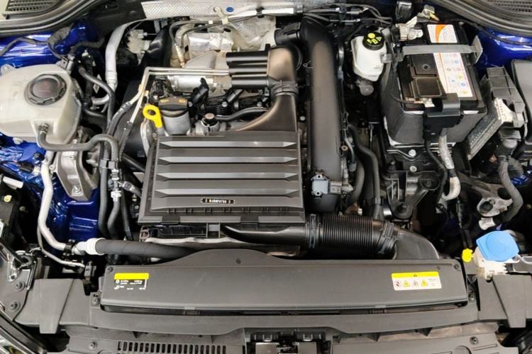 Used Volkswagen Golf 2021 280TSI DSG R-Line Engine Bay