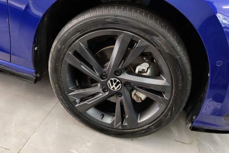 Used Volkswagen Golf 2021 280TSI DSG R-Line Exterior 4