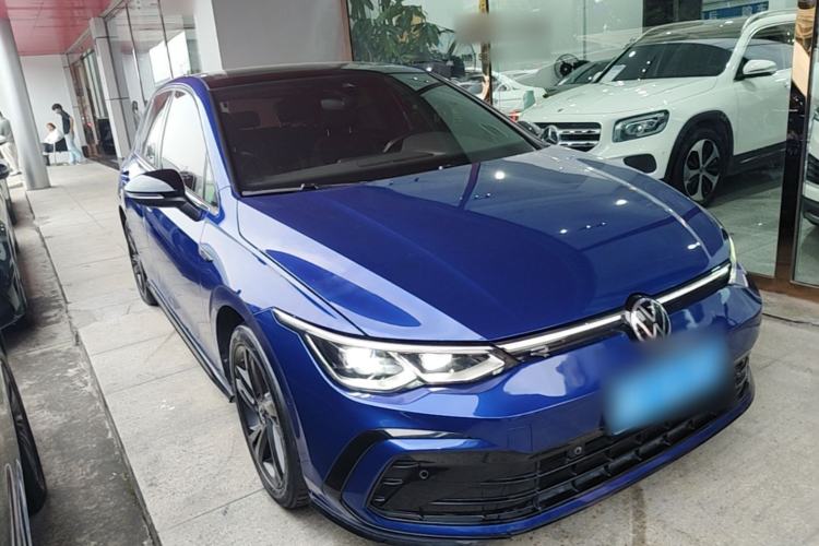Used Volkswagen Golf 2021 280TSI DSG R-Line Front Right 45 Deg