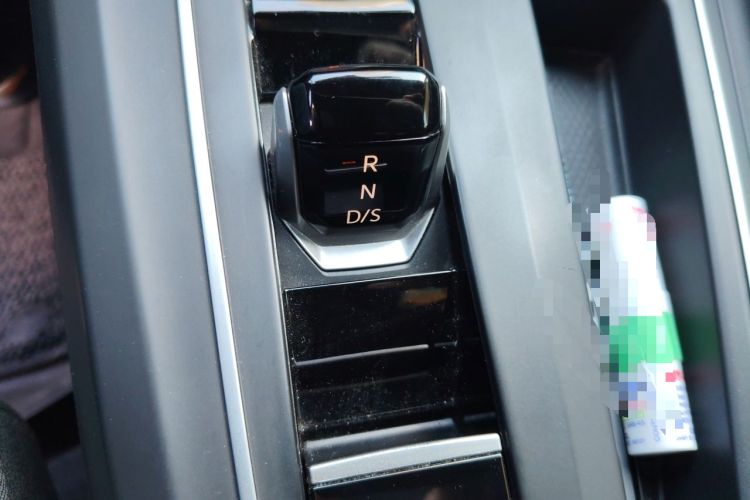 Used Volkswagen Golf 2021 280TSI DSG R-Line Gear Lever