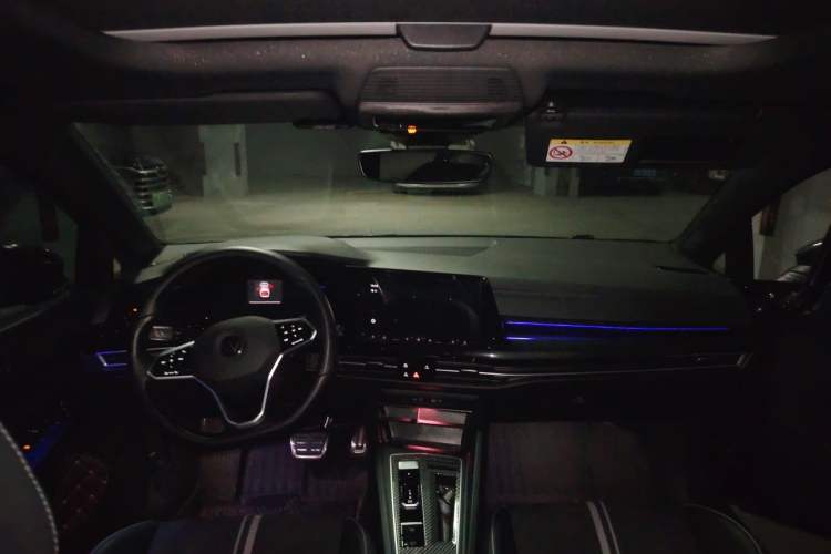 Used Volkswagen Golf 2021 280TSI DSG R-Line Headliner