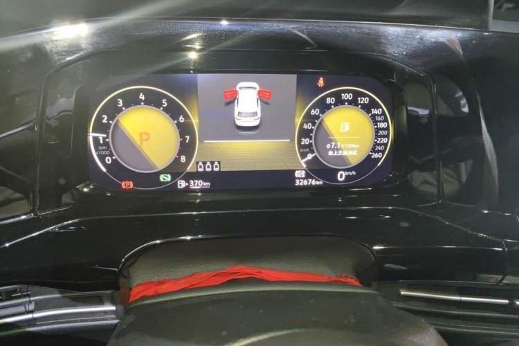 Used Volkswagen Golf 2021 280TSI DSG R-Line Instrument Cluster