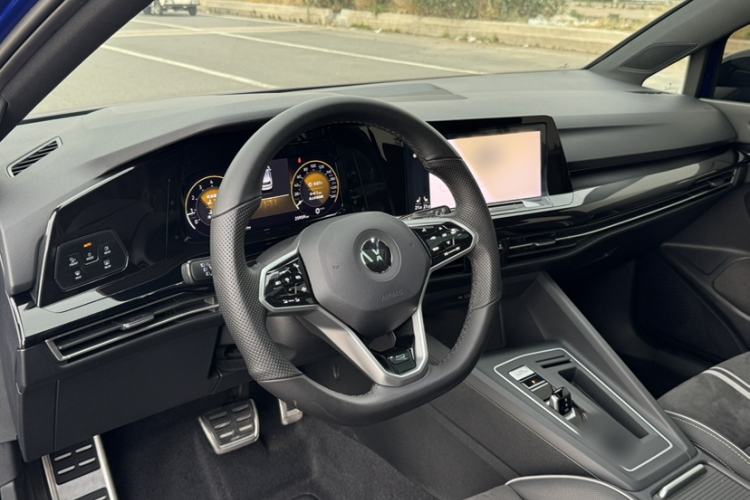 Used Volkswagen Golf 2021 280TSI DSG R-Line Interior 1