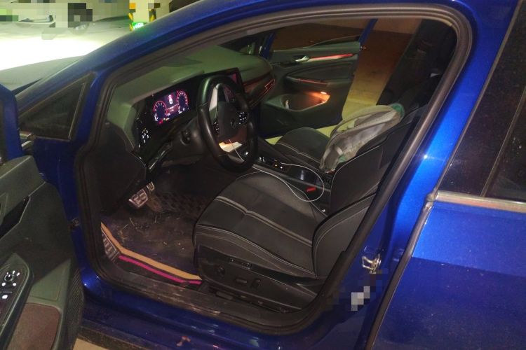 Used Volkswagen Golf 2021 280TSI DSG R-Line Interior 3